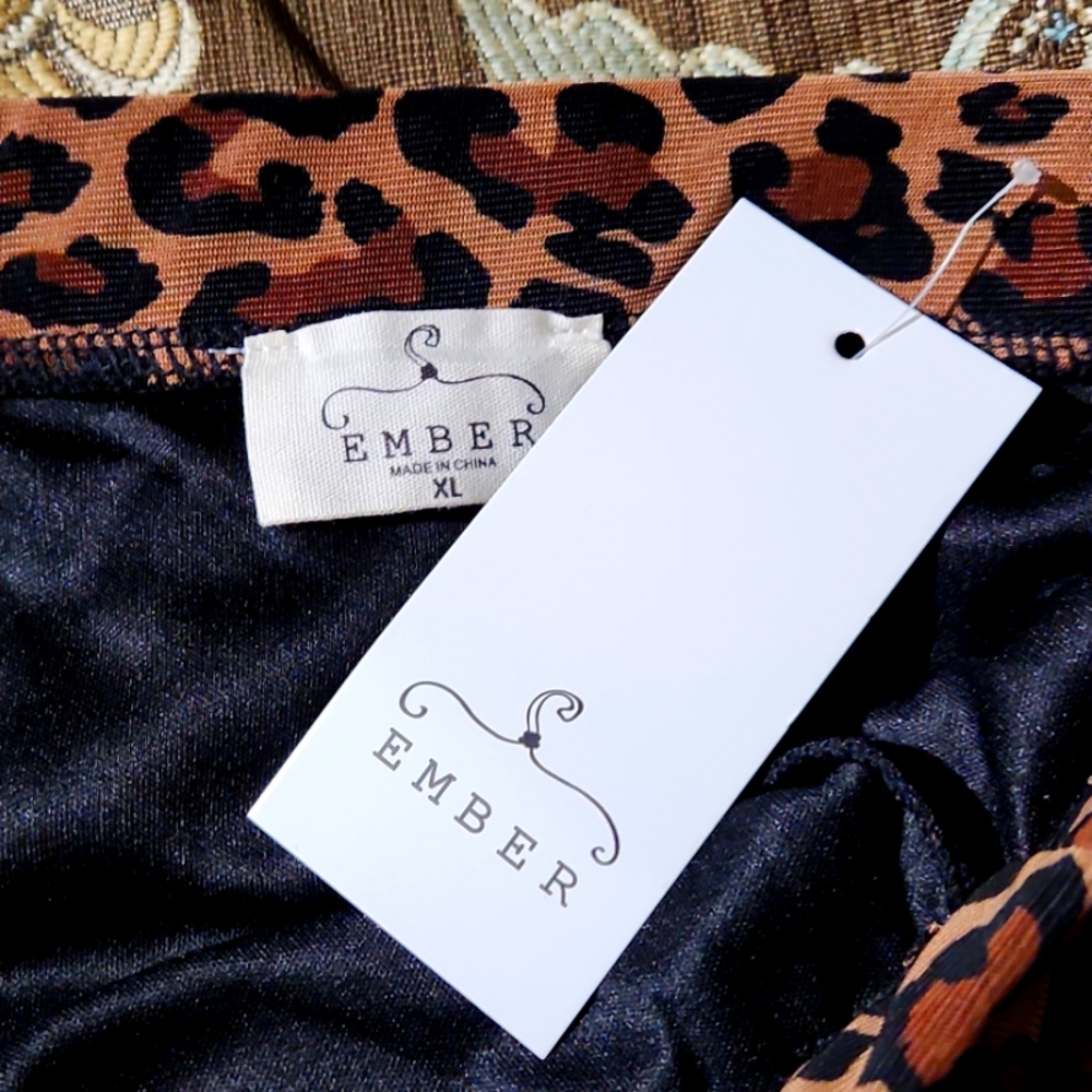NWT Ember Leopard Printed Black/Brown/Tan Midi Skirt, US Size XL - Picture 3 of 5